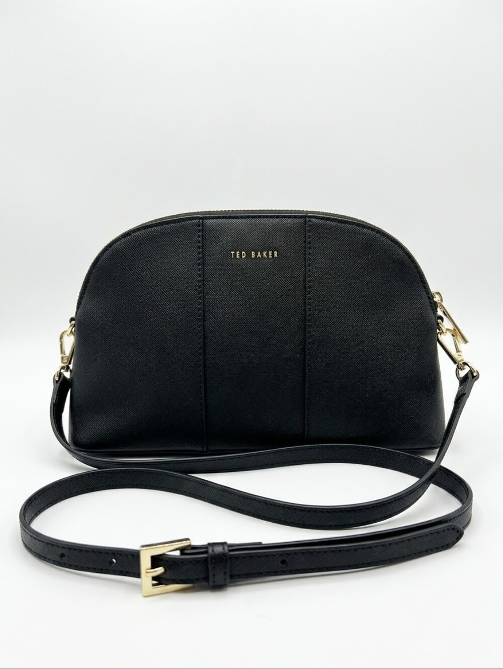 ✨ Ted Baker London Black Saffiano Leather Dome Crossbody Bag + Dust Bag 🖤